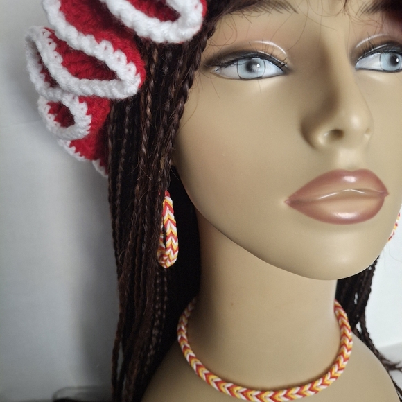 Open Top Bucket Ruffle Hat - Picture 2 of 6